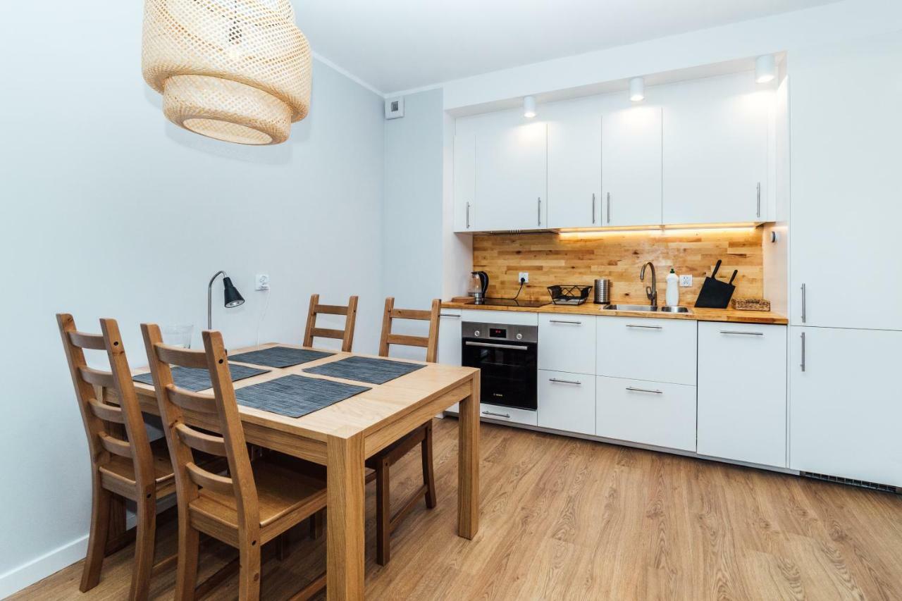 Pobookowane Stocznia Apartments Gdańsk Exterior foto